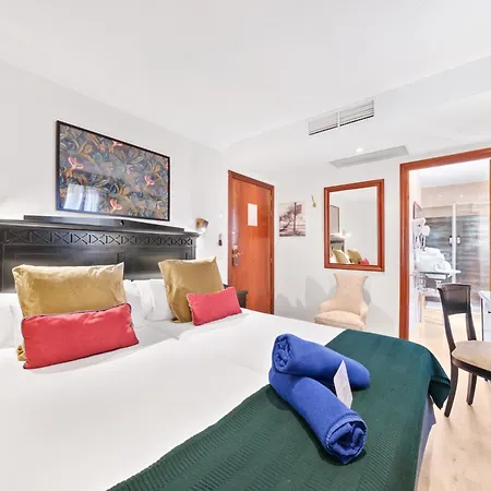 Hotel Ciutat Jardi-2